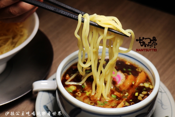 玩笑亭拉麵 なんつッ亭：東區216巷人氣拉麵『玩笑亭拉麵 なんつッ亭』捷運忠孝敦化站