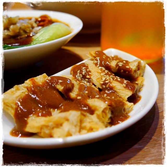 貳頭堂Er Tou Tang復古麵式新煮意「澆頭麵」「盆頭小菜」