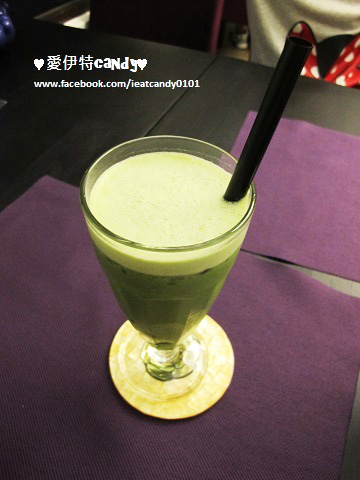 Purple宇治抹茶專賣：『台中西區_Purple Matcha Salon-宇治抹茶沙龍』愛伊特心目中的第一名抹茶鬆餅換人啦~~讓你體驗不同的抹茶風情!