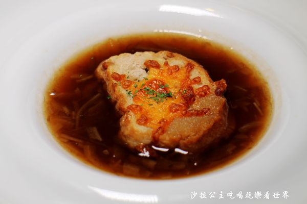 Wennce Naior 乃渥爾料理:東區美食『Wennce Naior 乃渥爾料理』午間套餐/寵物友善