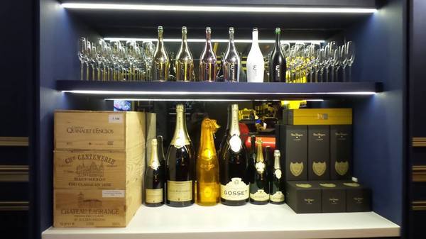 Wennce Naior 乃渥爾料理：【台北東區】忠孝捷運復興站❤Wennce Naior乃渥爾料理❤情侶約會用餐和三五好友聚會的好地方