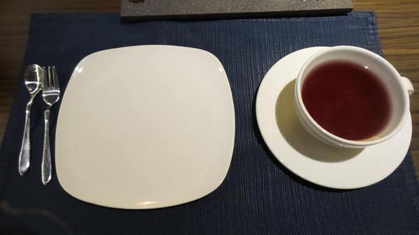 Wennce Naior 乃渥爾料理：【台北東區】忠孝捷運復興站❤Wennce Naior乃渥爾料理❤情侶約會用餐和三五好友聚會的好地方