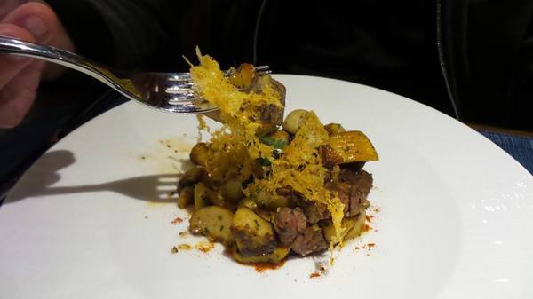 Wennce Naior 乃渥爾料理：【台北東區】忠孝捷運復興站❤Wennce Naior乃渥爾料理❤情侶約會用餐和三五好友聚會的好地方