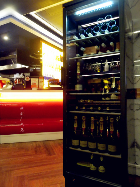 Wennce Naior 乃渥爾料理:【台北市大安區。西式餐廳】Wennce Naior 乃渥爾料理 東區忠孝復興捷運站 料理無國界 在西餐界異軍突起 不來你就low了