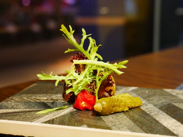 Wennce Naior 乃渥爾料理:【Wennce Naior 乃渥爾料理】捷運忠孝復興站1號出口 美味精緻創意料理