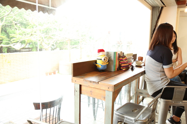 嗜甜：[新北/淡水]淡江校園甜食 隱身於金雞母社區內的甜點工作室 嗜甜