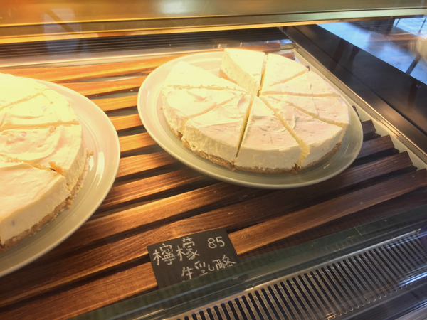 嗜甜：[新北/淡水]淡江校園甜食 隱身於金雞母社區內的甜點工作室 嗜甜