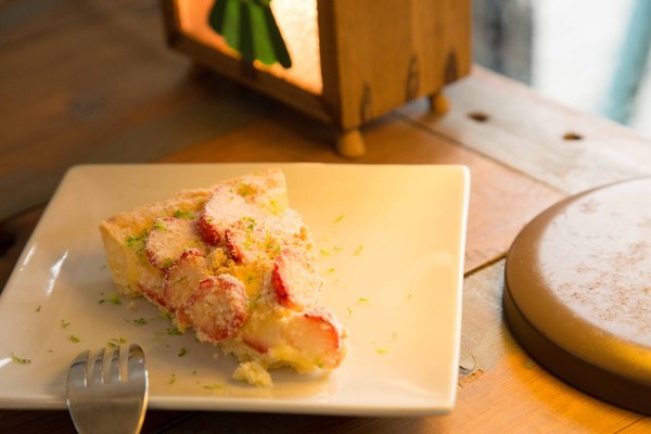 嗜甜：[新北/淡水]淡江校園甜食 隱身於金雞母社區內的甜點工作室 嗜甜