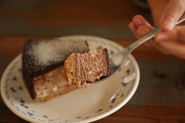 嗜甜：[新北/淡水]淡江校園甜食 隱身於金雞母社區內的甜點工作室 嗜甜