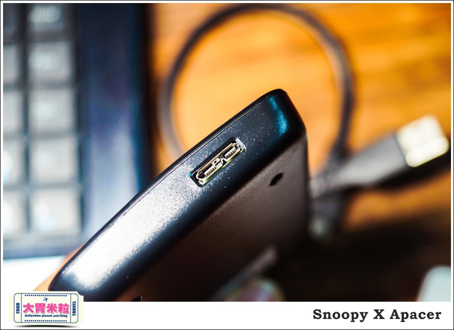 宇瞻科技@史努比電影@行動電源@大胃米粒00009.jpg