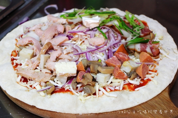 愛披薩 ipizza：士林前港美食『愛披薩 ipizza』手工批薩現點現作CP值高/近英業達