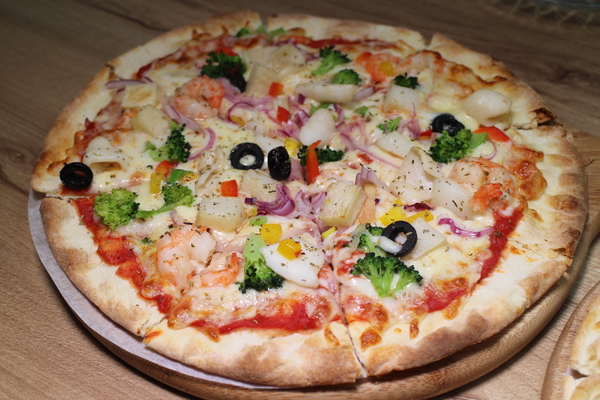 愛披薩 ipizza：士林前港美食『愛披薩 ipizza』手工批薩現點現作CP值高/近英業達