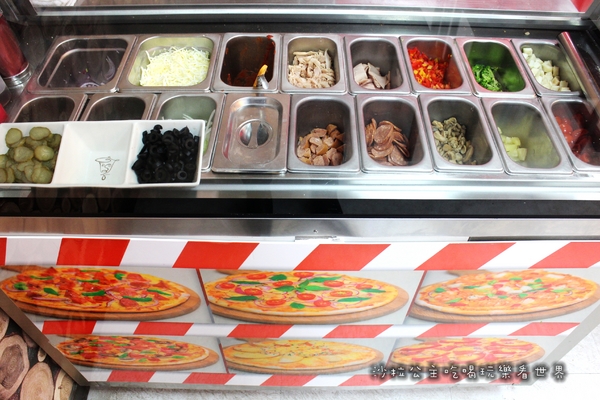 愛披薩 ipizza：士林前港美食『愛披薩 ipizza』手工批薩現點現作CP值高/近英業達