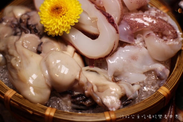 囍聚精緻鍋物：東區火鍋『囍聚精緻鍋物』捷運國父紀念館站/近華視