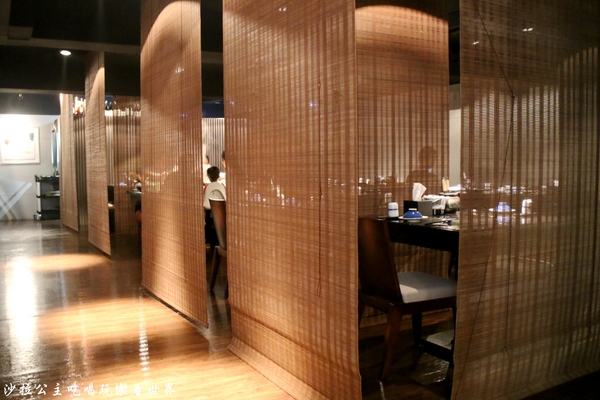 囍聚精緻鍋物:火鍋也有無菜單『囍聚精緻鍋物』新鮮海味霸氣登場/近華視/捷運國父紀念館站