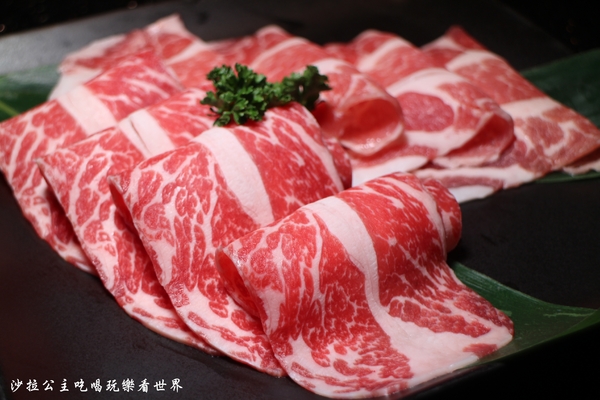 囍聚精緻鍋物:火鍋也有無菜單『囍聚精緻鍋物』新鮮海味霸氣登場/近華視/捷運國父紀念館站