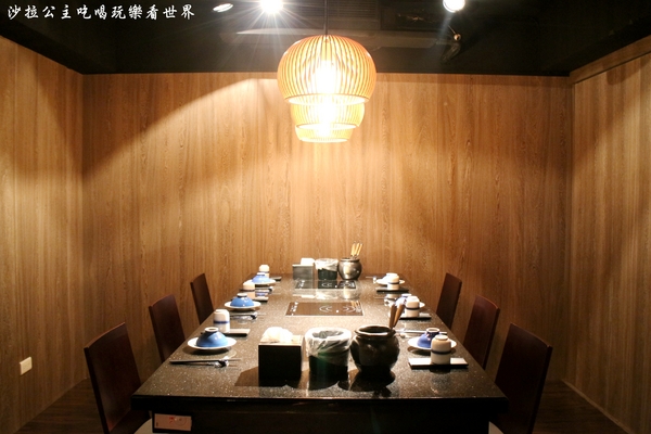 囍聚精緻鍋物:火鍋也有無菜單『囍聚精緻鍋物』新鮮海味霸氣登場/近華視/捷運國父紀念館站