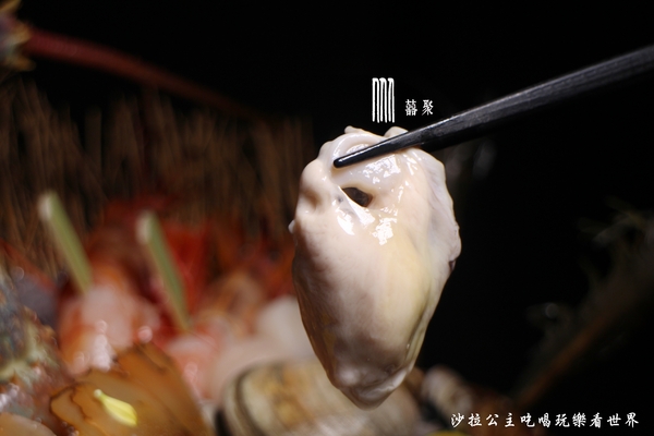 囍聚精緻鍋物:火鍋也有無菜單『囍聚精緻鍋物』新鮮海味霸氣登場/近華視/捷運國父紀念館站