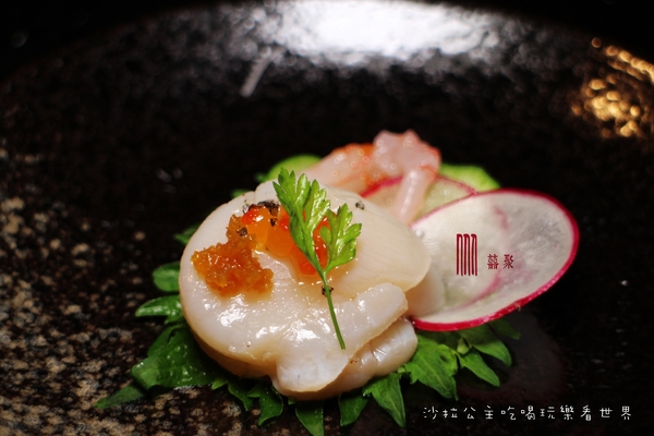 囍聚精緻鍋物：東區火鍋『囍聚精緻鍋物』捷運國父紀念館站/近華視