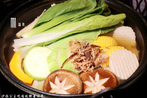 囍聚精緻鍋物:火鍋也有無菜單『囍聚精緻鍋物』新鮮海味霸氣登場/近華視/捷運國父紀念館站