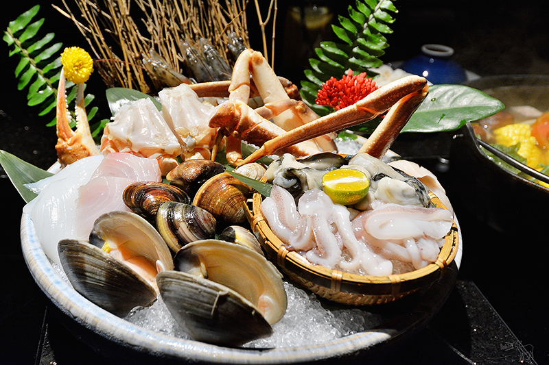 囍聚精緻鍋物:看起來很澎湃的松葉蟹海鮮盤與澳洲和牛肉火鍋,台北東區捷運國父紀念館站