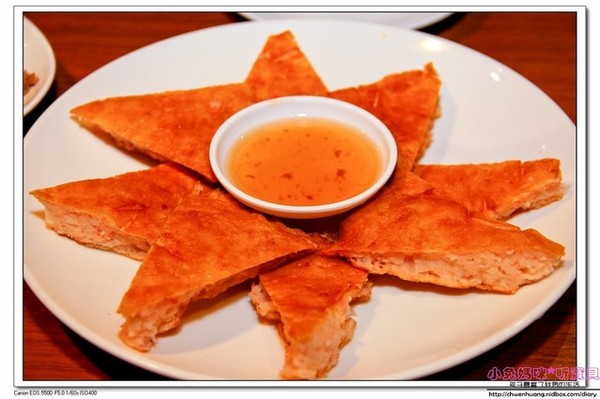 泰蘸泰式料理：【美食♥台北】☼ 泰蘸泰式料理☼ 中價位的泰式料理,朋友聚餐的好去處 ♥♥