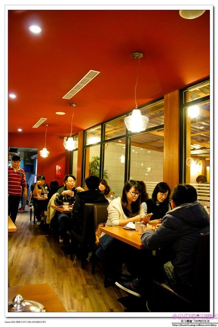 泰蘸泰式料理：【美食♥台北】☼ 泰蘸泰式料理☼ 中價位的泰式料理,朋友聚餐的好去處 ♥♥