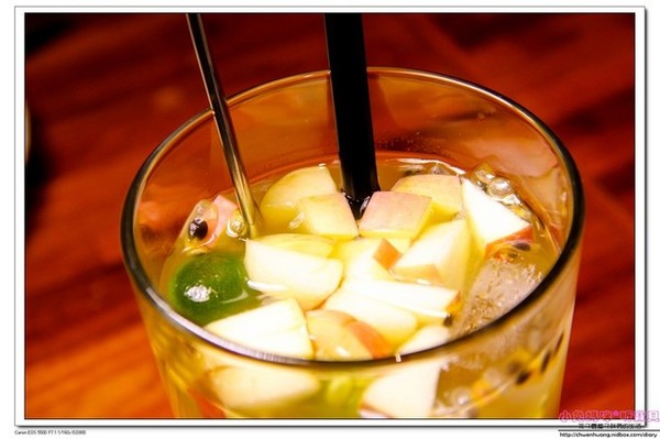 BLAnC 布朗客:【美食♥松山】☼ BLAnC☼松菸下午茶/煙燻鴨胸燉飯/鐵鍋鬆餅/檸檬提拉米蘇/奶香伯爵茶讓人驚豔的美味♥♥