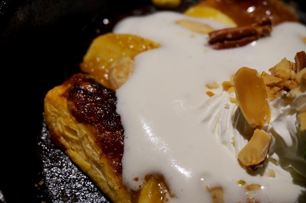 BLAnC：[市府] BLAnC：漢堡排早午餐&甜點-蘋果派