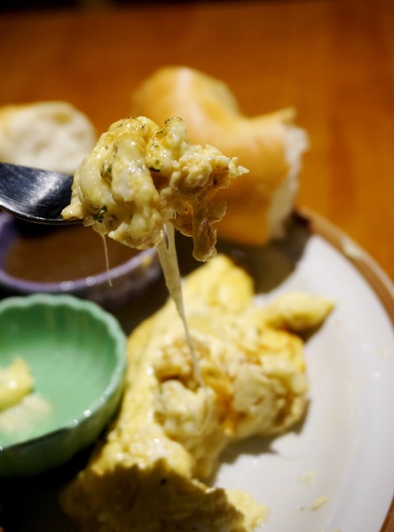 BLAnC：[市府] BLAnC：漢堡排早午餐&甜點-蘋果派