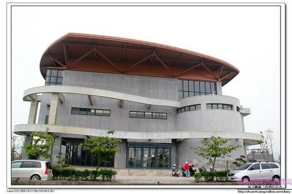 奇麗灣珍奶文化館:【美食♥宜蘭】☼ 奇麗灣珍珠奶茶文化館 ☼燈泡珍珠奶茶+綠建築,一起與世界接軌 ♥♥