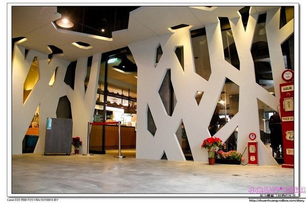 奇麗灣珍奶文化館:【美食♥宜蘭】☼ 奇麗灣珍珠奶茶文化館 ☼燈泡珍珠奶茶+綠建築,一起與世界接軌 ♥♥