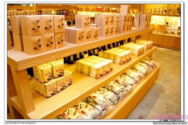 奇麗灣珍奶文化館:【美食♥宜蘭】☼ 奇麗灣珍珠奶茶文化館 ☼燈泡珍珠奶茶+綠建築,一起與世界接軌 ♥♥