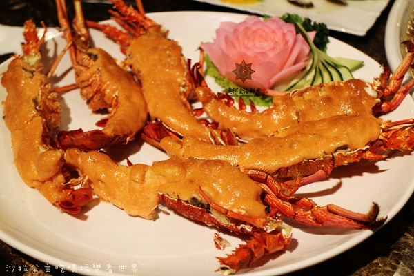 吳阿金海鮮餐廳:彷彿古堡般的夢幻『吳阿金海鮮店』捷運松江南京站/近星聚點