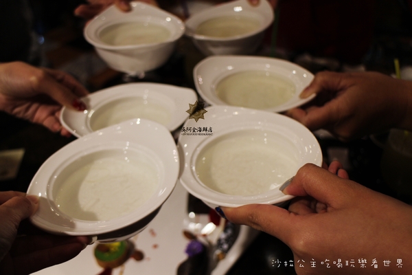 吳阿金海鮮餐廳:彷彿古堡般的夢幻『吳阿金海鮮店』捷運松江南京站/近星聚點