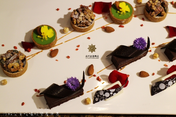 吳阿金海鮮餐廳:彷彿古堡般的夢幻『吳阿金海鮮店』捷運松江南京站/近星聚點