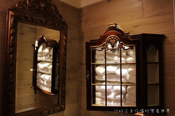 吳阿金海鮮餐廳:彷彿古堡般的夢幻『吳阿金海鮮店』捷運松江南京站/近星聚點