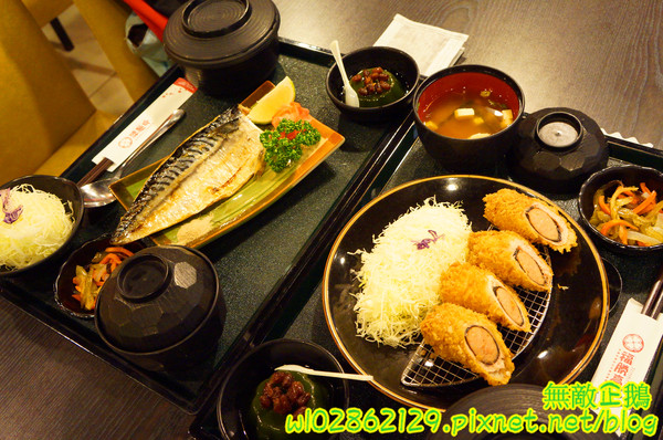 福勝亭(台南家樂福安平店):【台南-安平區】開運豬排x連鎖日式...白飯.高麗菜絲.味噌湯無限續加~《福勝亭(安平家樂福)》