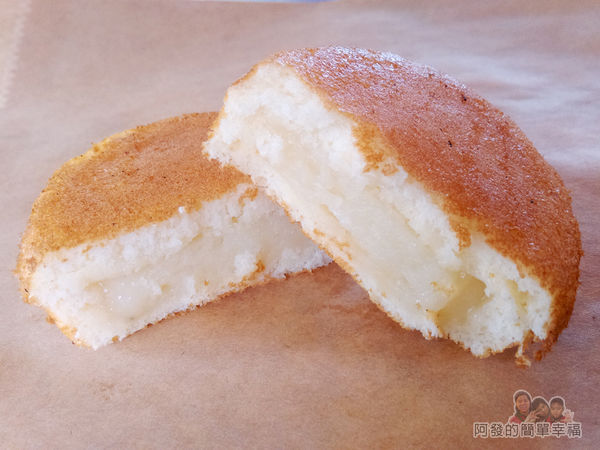 親親純蛋糕10-鬆餅切面