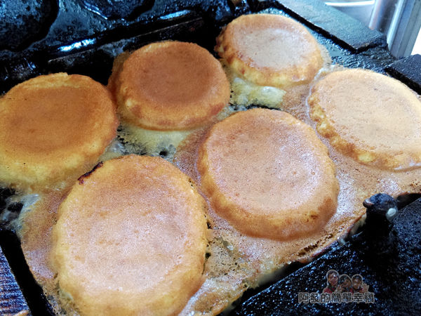 親親純蛋糕07-烤盤上的鬆餅