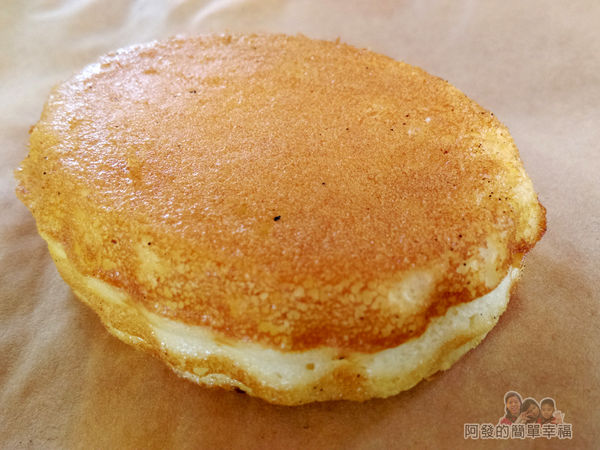 親親純蛋糕09-鬆餅外觀