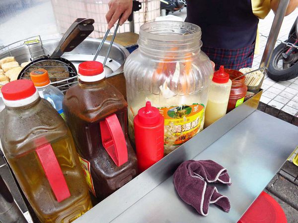 【桃園美食】寶山路臭豆腐-阿伯臭豆腐攤