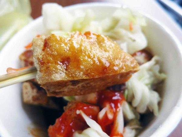 【桃園美食】寶山路臭豆腐-阿伯臭豆腐攤