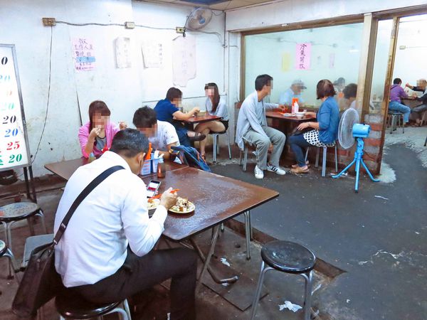 【台北萬華美食】24小時切仔麵店-南機場夜市黑白切