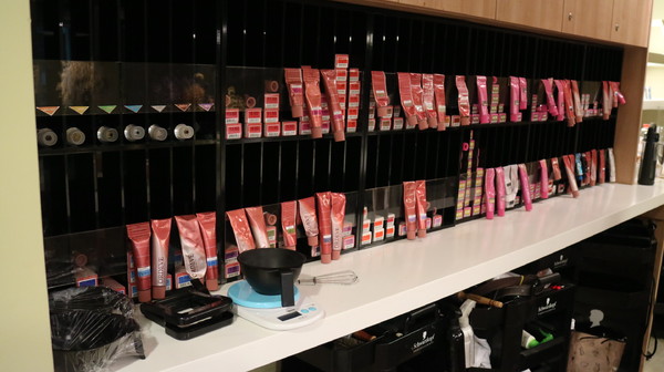 Moon Hair Studio：【美髮】台北東區超優染/護/燙髮Moon Hair Studio@忠孝敦化站