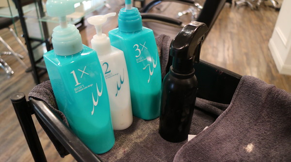 Moon Hair Studio：【美髮】台北東區超優染/護/燙髮Moon Hair Studio@忠孝敦化站