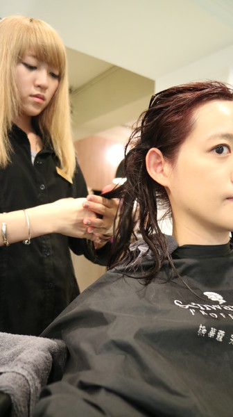 Moon Hair Studio：【美髮】台北東區超優染/護/燙髮Moon Hair Studio@忠孝敦化站