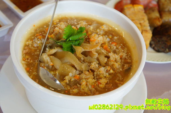 錦霞樓:【台南-東區】老店x古早味..傳承一甲子的美味..阿霞飯店新品牌~《錦霞樓》