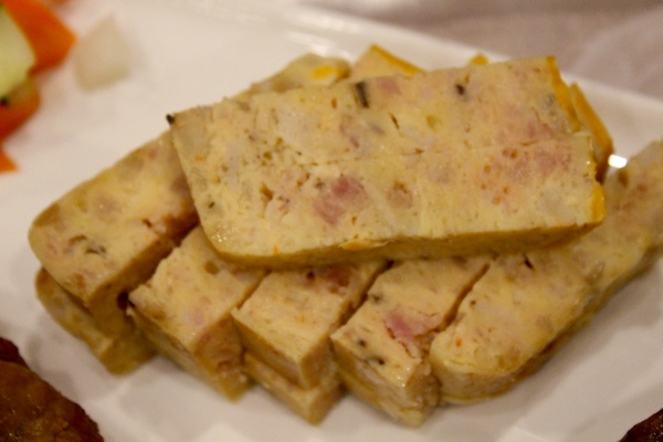 錦霞樓：[台南]60年老字號 府城道地古早味 老店新意 錦霞樓