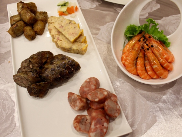 錦霞樓：[台南]60年老字號 府城道地古早味 老店新意 錦霞樓